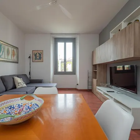 Youhosty - Panfilo Castaldi 26 Appartamento *