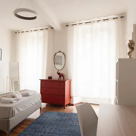 Casa Renoir 5 Minuti Da Duomo * Milánó