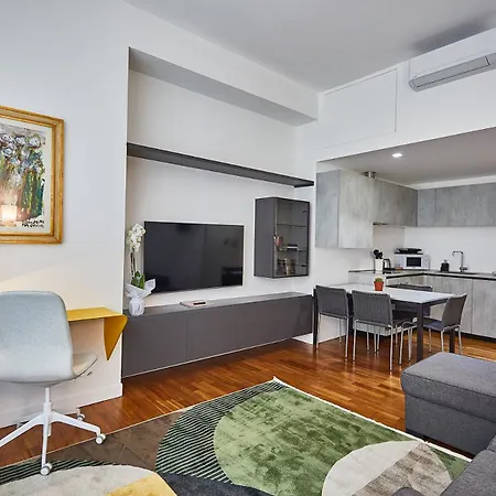 Apartment Moderno Trilocale Moscova Brera Milan
