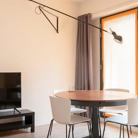 Beautiful In - Duomo 15 Minutes Apartment