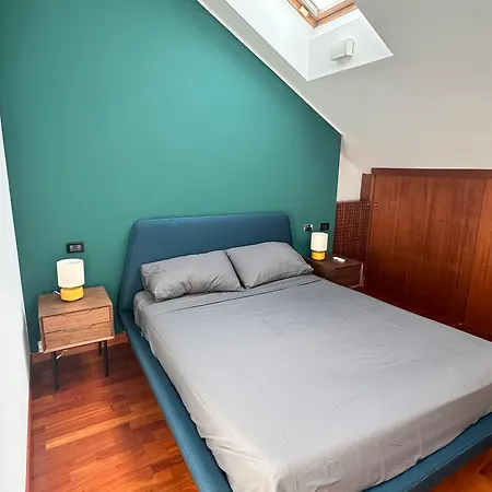 Con 2 Da Letto Navigli + Parcheggio Per 2 Auto * Mediolan