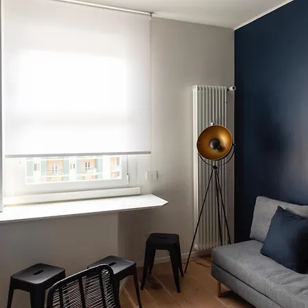 Youhosty - Perego 7 Dx Apartmán Milán