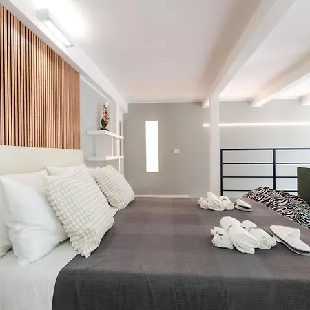 Vivimihome - Alexander