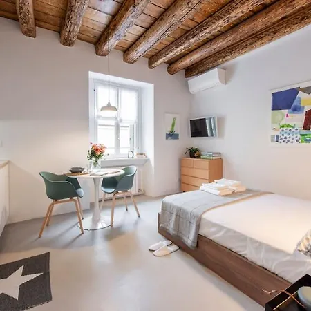 Design A Porta Venezia - Le Di Daniela Appartamento *