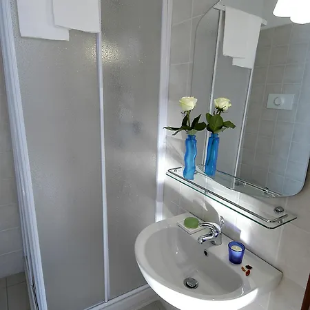 Hotel Dore