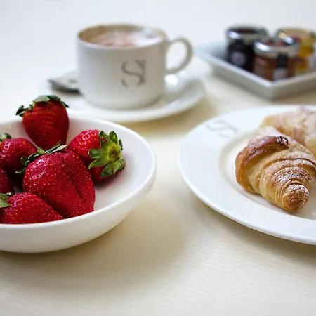 Hotel Sporting Cologno 4*