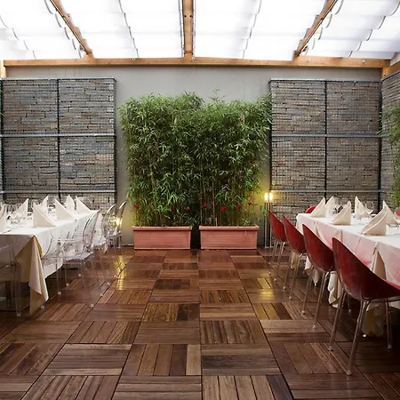 Hotel Sporting Cologno 4*