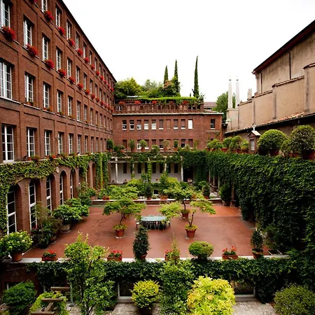 Vandrarhem New Generation Center Milano
