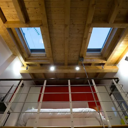 Lejlighedshotel Versoverde Alzaia Naviglio Grande
