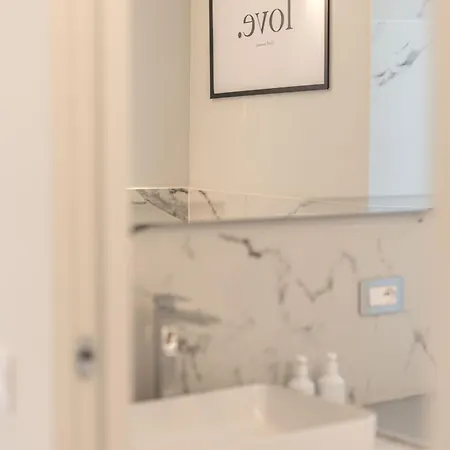 Apartament MOSCOVA LUXURY NEW Suite Mediolan