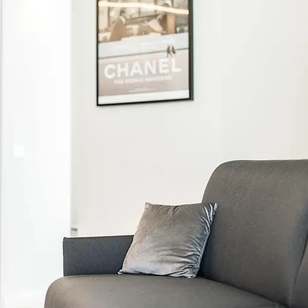 MOSCOVA LUXURY NEW Suite Mediolan