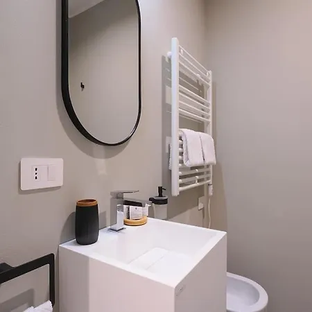 Contempora - Elvezia 8 - E43 Milan