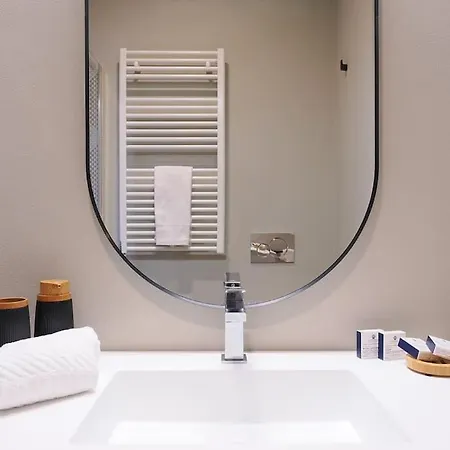 Apartment Contempora - Elvezia 8 - E43 Milan