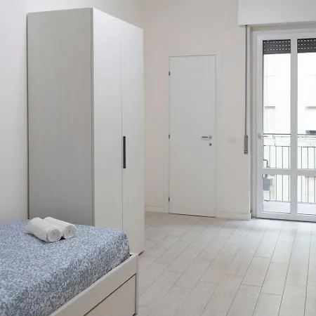 Apartment Ce6 - Corso Sempione • Large Milan