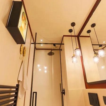 The Rent - Modern One-bedroom In The Lively Heart Of Brera Milán