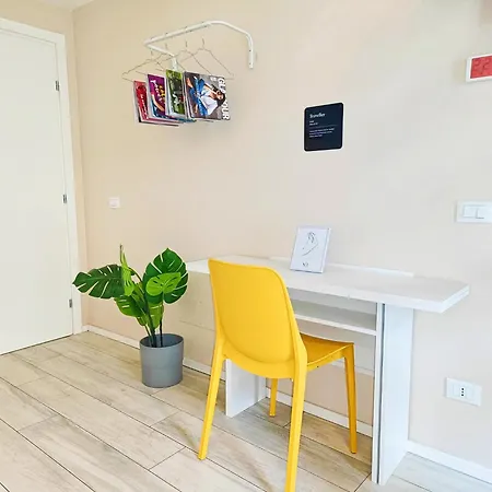 Holiday home Yr Bocconi- Modern Loft, 3 Min Walk To Duomo Tram