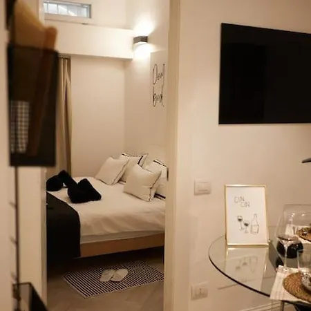 Casa Navigli Milan