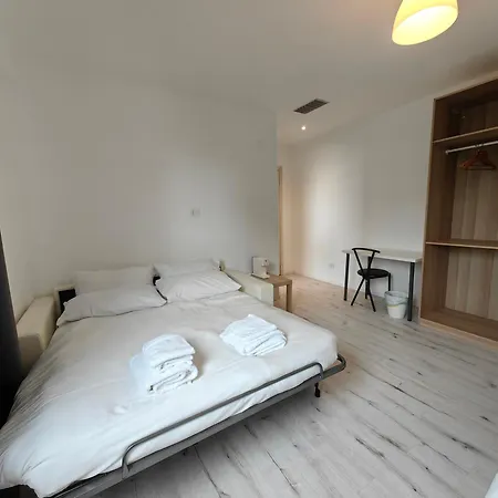 Milanforester Apartment *