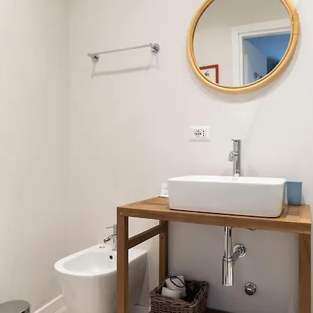 アパート Youhosty - Ticinese 1 ミラノ