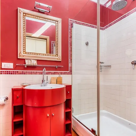 Brand New Central Beatrice D'este Apartment *