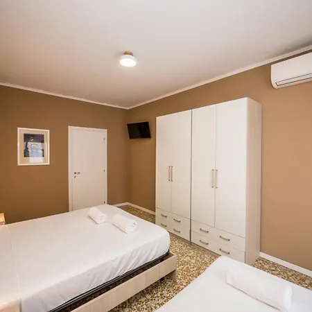 Apartmán Shortmi Canonica