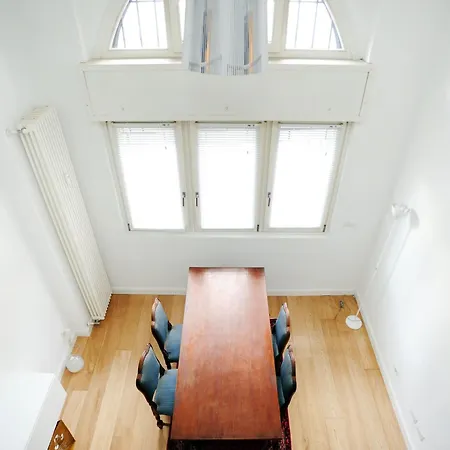 Giovio Duplex Apartment Milan