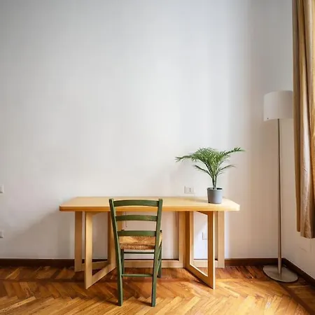 In Porta Venezia Duomo * Mediolan