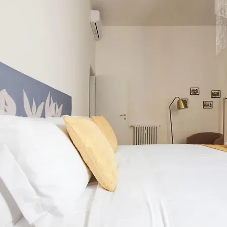 Hacca Collection - Chic 2br In Cool Porta Venezia District * Милан