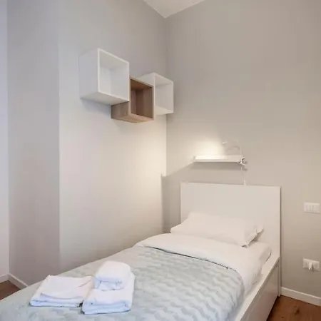 Διαμέρισμα Quadrilocale Metro5 Istria 3 Bedrooms Μιλάνο