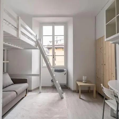 Apartment Cozy In The Center Of Milan