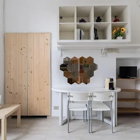 Cozy In The Center Of Apartment Milan