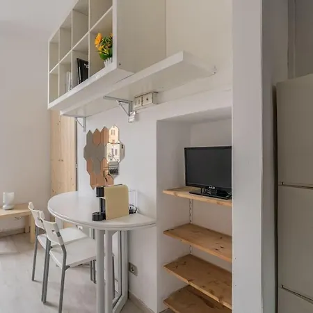Apartment Cozy In The Center Of *
