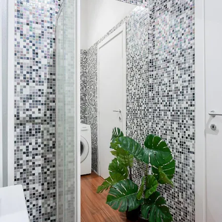 New! Lovely & Friendly In Center B Apartmán