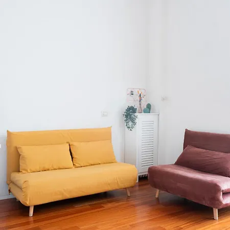 شقة New! Lovely & Friendly In Center A ميلان