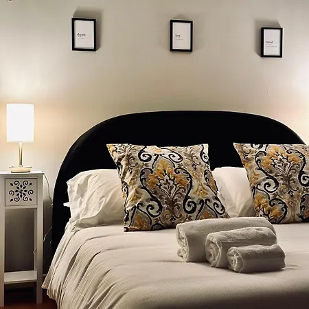 Nerino House, Elegante E Tranquillo A 5 Minuti Dal Duomo Apartment *