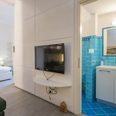 Chinatown Elegant - Youhosty