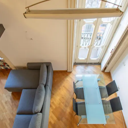 Mercato 5 Apartment