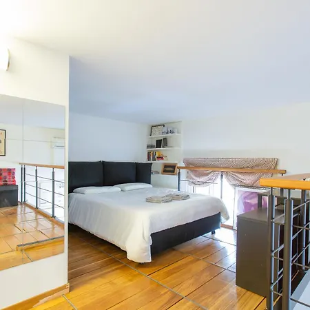 Mercato 5 Apartment *