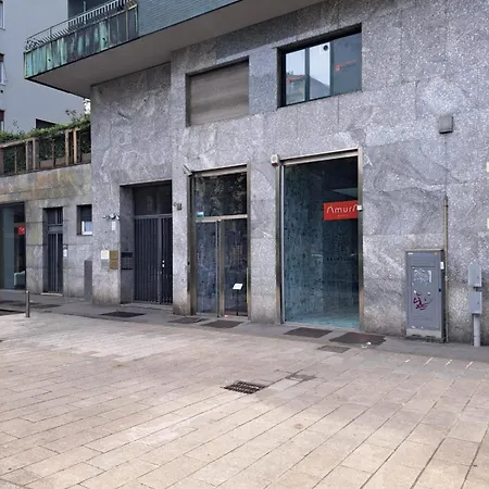 MOSCOVA LUXURY NEW Suite Mediolan