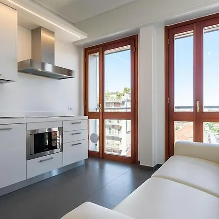 Panoramic Apartment-hosted By Sweetstay דירה *