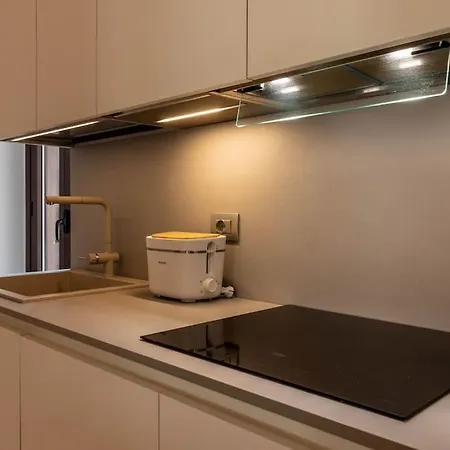 Design Experience Flat - 5 Min Loreto * ميلان