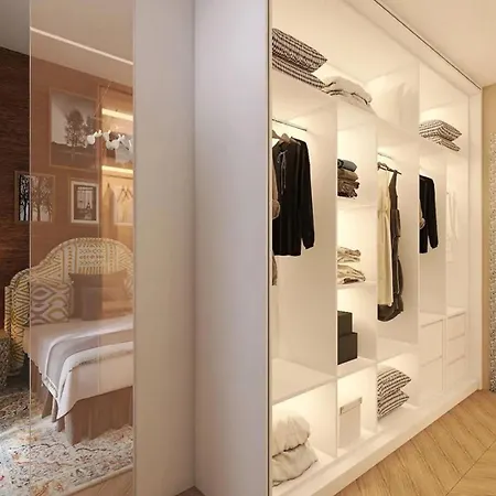 Newly Renovated In Via Della Spiga Appartement