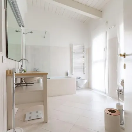 Castaldi Charming Suite-hosted By Sweetstay * Mailand