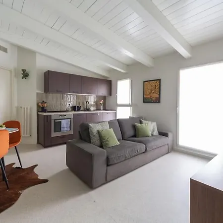Castaldi Charming Suite-hosted By Sweetstay Mailand