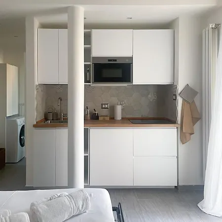Apartment Xenia - Fashion Week Near Navigli Mailand