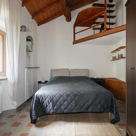 Appartement Navigli Flat Torricelli Milaan