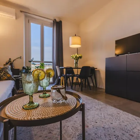 Cozy Retreat In The City Center Apartamento