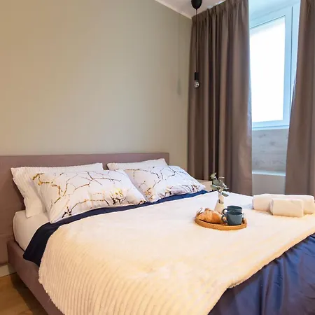 Lägenhet Ihost Luxury -free Parking- Plana 6