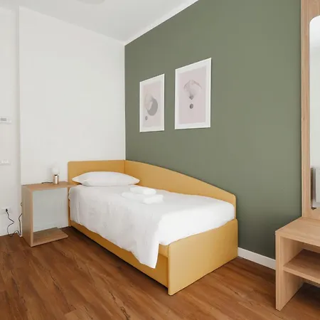 Joivy Charming Flats In The Heart Of Porta Nuova Milan