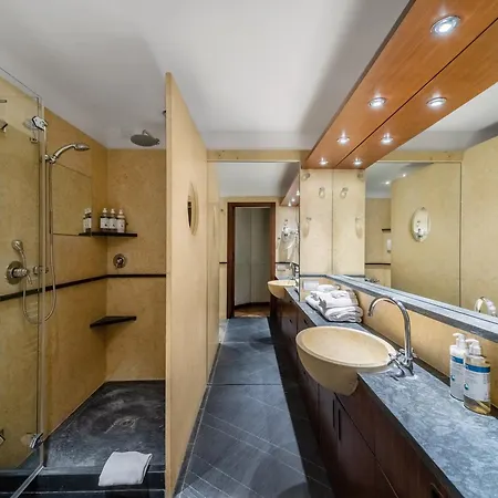 Numa Camperio 4* Milan